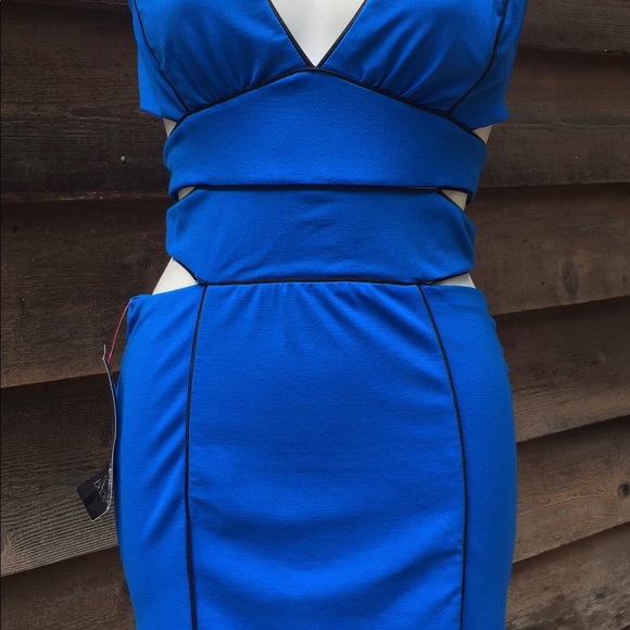 NWT Bebe blue dress with cutouts - Picture 4 of 4